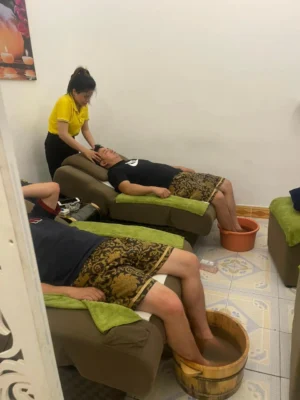 Foot Massage Leo Spa1